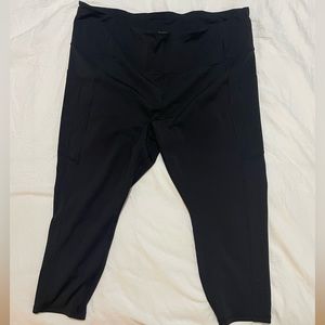 Athleta Ultimate Stash 7/8 leggings